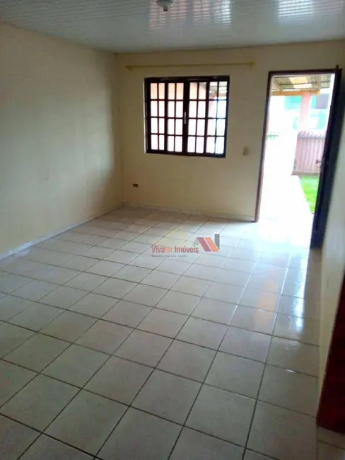 Casa com 2 quartos à venda, 60m2 em Centro, Contenda - PR - imagem 4 Foto 4 de Casa com 2 quartos à venda, 60m2 em Centro, Contenda - PR