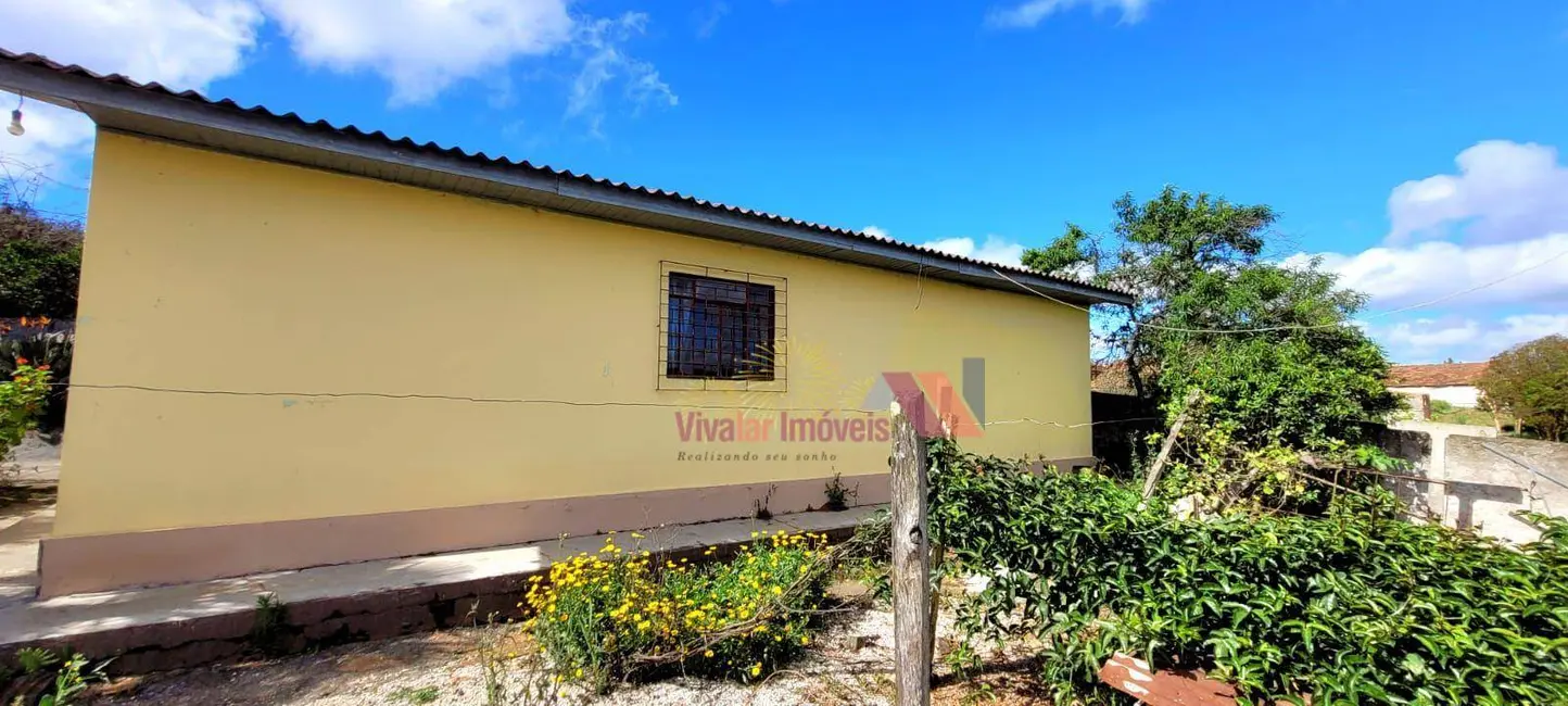 Casa com 2 quartos à venda, 540m2 em Centro, Contenda - PR - imagem 3 Foto 3 de Casa com 2 quartos à venda, 540m2 em Centro, Contenda - PR