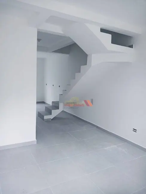 Foto 3 de Sobrado com 2 quartos à venda, 63m2 em Tatuquara, Curitiba - PR