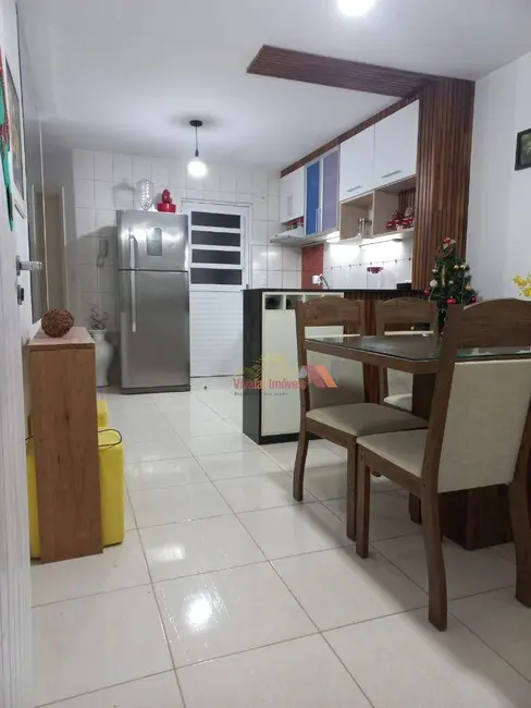 Casa de Condomínio com 2 quartos à venda, 170m2 em Campina da Barra, Araucaria - PR - imagem 3 Foto 3 de Casa de Condomínio com 2 quartos à venda, 170m2 em Campina da Barra, Araucaria - PR