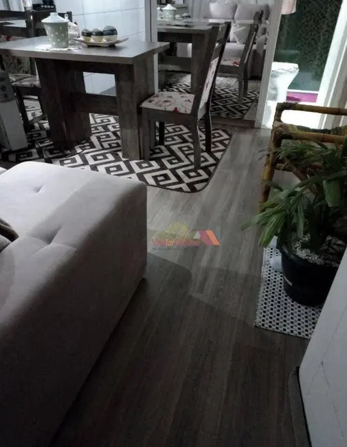 Casa de Condomínio com 2 quartos à venda, 37m2 em Capela Velha, Araucaria - PR - imagem 5 Foto 5 de Casa de Condomínio com 2 quartos à venda, 37m2 em Capela Velha, Araucaria - PR