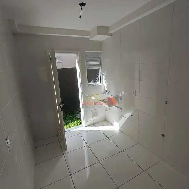 Apartamento com 2 quartos à venda, 42m2 em Campina da Barra, Araucaria - PR - imagem 5 Foto 5 de Apartamento com 2 quartos à venda, 42m2 em Campina da Barra, Araucaria - PR