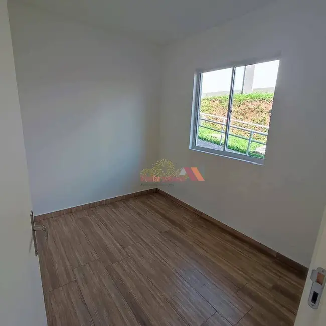 Apartamento com 2 quartos à venda, 42m2 em Campina da Barra, Araucaria - PR - imagem 3 Foto 3 de Apartamento com 2 quartos à venda, 42m2 em Campina da Barra, Araucaria - PR