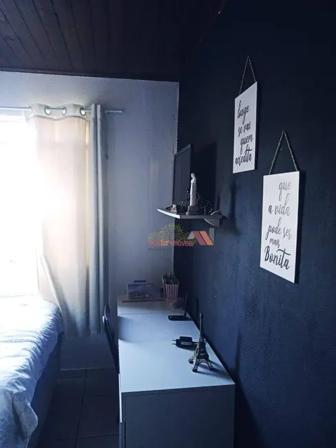 Casa com 2 quartos à venda, 225m2 em Campina da Barra, Araucaria - PR - imagem 5 Foto 5 de Casa com 2 quartos à venda, 225m2 em Campina da Barra, Araucaria - PR