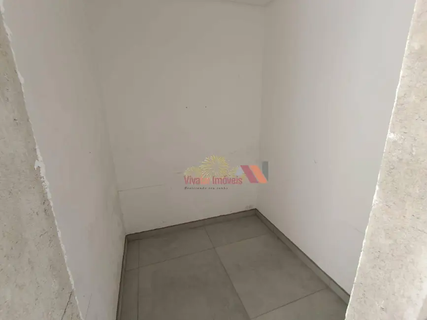 Sobrado com 3 quartos à venda, 180m2 em Costeira, Araucaria - PR - imagem 5 Foto 5 de Sobrado com 3 quartos à venda, 180m2 em Costeira, Araucaria - PR