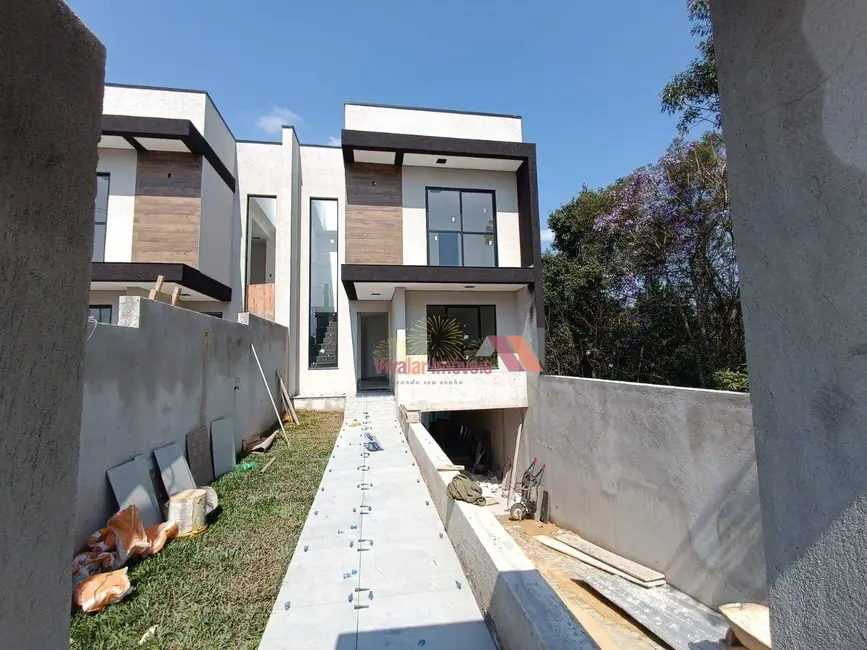 Sobrado com 3 quartos à venda, 180m2 em Costeira, Araucaria - PR - imagem 6 Foto 6 de Sobrado com 3 quartos à venda, 180m2 em Costeira, Araucaria - PR