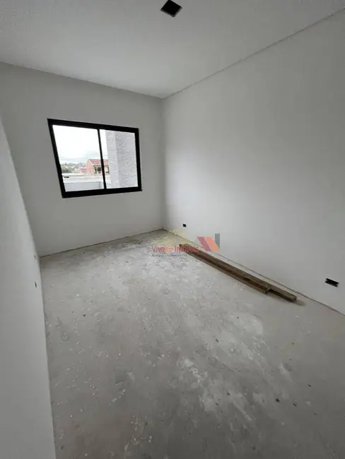 Sobrado com 3 quartos à venda, 192m2 em Fazenda Velha, Araucaria - PR - imagem 7 Foto 7 de Sobrado com 3 quartos à venda, 192m2 em Fazenda Velha, Araucaria - PR