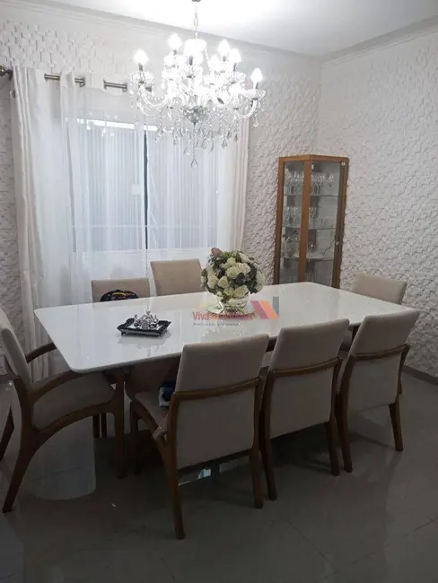 Sobrado com 4 quartos à venda, 360m2 em Estação, Araucaria - PR - imagem 7 Foto 7 de Sobrado com 4 quartos à venda, 360m2 em Estação, Araucaria - PR