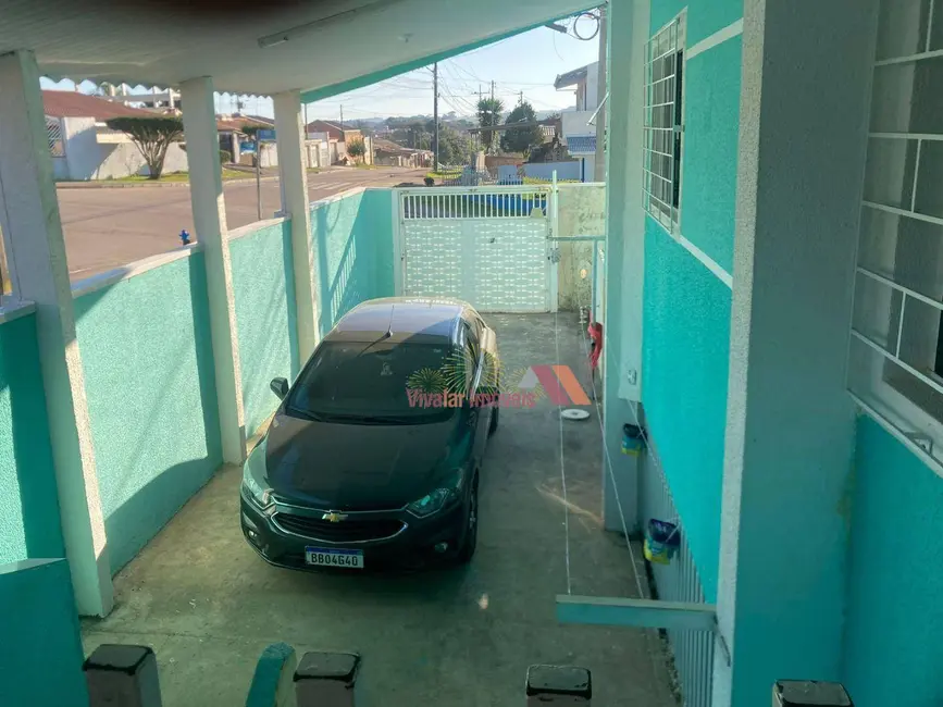 Sobrado com 3 quartos à venda, 255m2 em Capela Velha, Araucaria - PR - imagem 3 Foto 3 de Sobrado com 3 quartos à venda, 255m2 em Capela Velha, Araucaria - PR