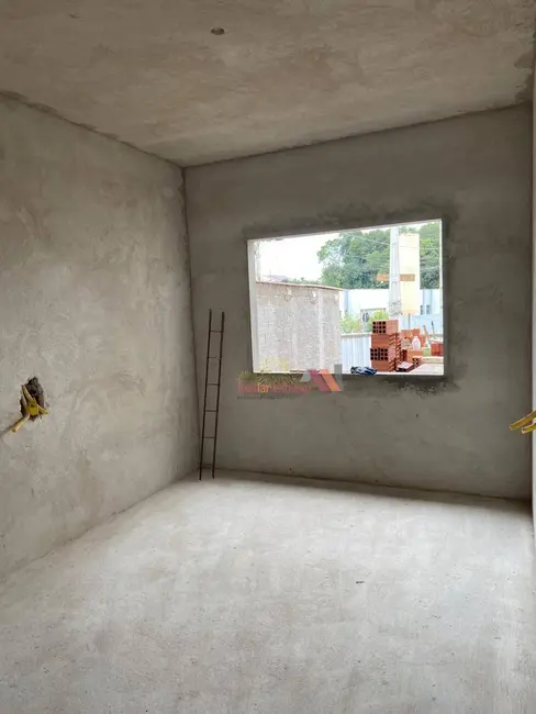 Casa com 2 quartos à venda, 180m2 em Capela Velha, Araucaria - PR - imagem 4 Foto 4 de Casa com 2 quartos à venda, 180m2 em Capela Velha, Araucaria - PR