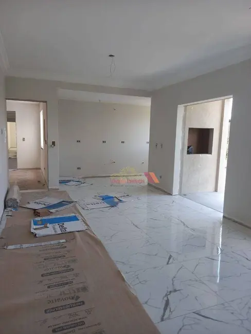 Apartamento com 3 quartos à venda, 118m2 em Centro, Araucaria - PR - imagem 5 Foto 5 de Apartamento com 3 quartos à venda, 118m2 em Centro, Araucaria - PR