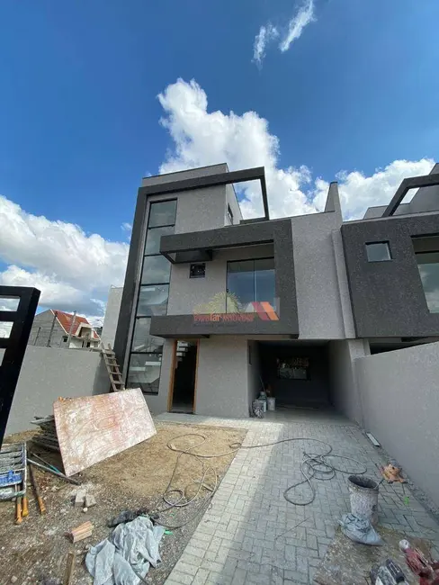 Sobrado com 3 quartos à venda, 141m2 em Costeira, Araucaria - PR - imagem 5 Foto 5 de Sobrado com 3 quartos à venda, 141m2 em Costeira, Araucaria - PR