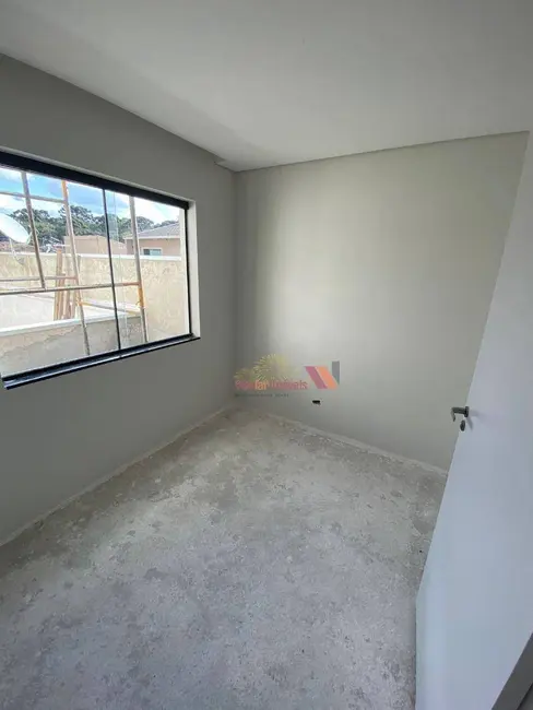 Sobrado com 3 quartos à venda, 141m2 em Costeira, Araucaria - PR - imagem 9 Foto 9 de Sobrado com 3 quartos à venda, 141m2 em Costeira, Araucaria - PR