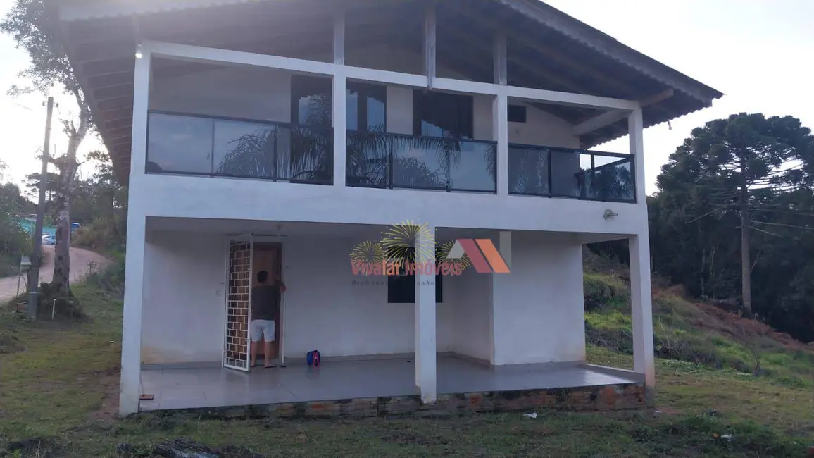 Foto 1 de Casa com 3 quartos à venda, 600m2 em Leão, Agudos Do Sul - PR