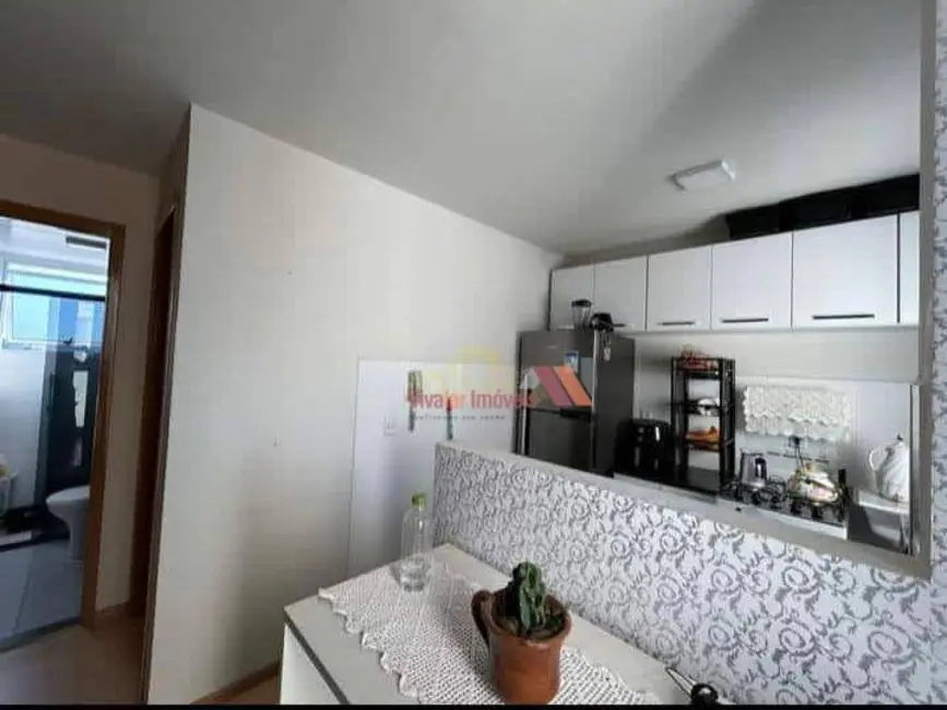 Apartamento com 2 quartos à venda, 38m2 em Iguaçu, Araucaria - PR - imagem 5 Foto 5 de Apartamento com 2 quartos à venda, 38m2 em Iguaçu, Araucaria - PR