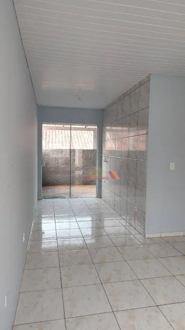 Casa com 3 quartos à venda, 51m2 em Contenda - PR - imagem 4 Foto 4 de Casa com 3 quartos à venda, 51m2 em Contenda - PR