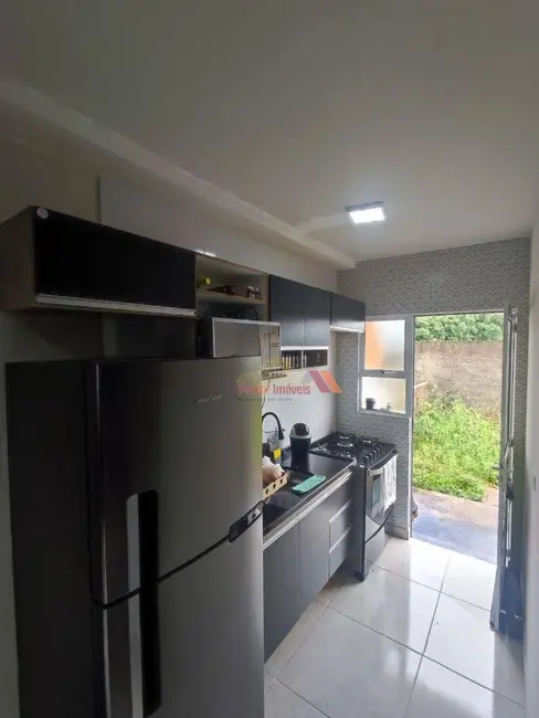 Foto 2 de Casa de Condomínio com 2 quartos à venda, 67m2 em Contenda - PR