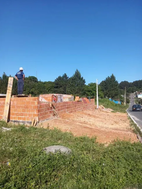 Sobrado com 3 quartos à venda, 101m2 em Costeira, Araucaria - PR - imagem 8 Foto 8 de Sobrado com 3 quartos à venda, 101m2 em Costeira, Araucaria - PR