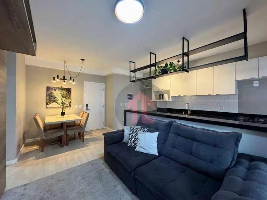 Apartamento com 2 quartos para alugar, 65m2 em Cambuí, Campinas - SP - imagem 2 Foto 2 de Apartamento com 2 quartos para alugar, 65m2 em Cambuí, Campinas - SP