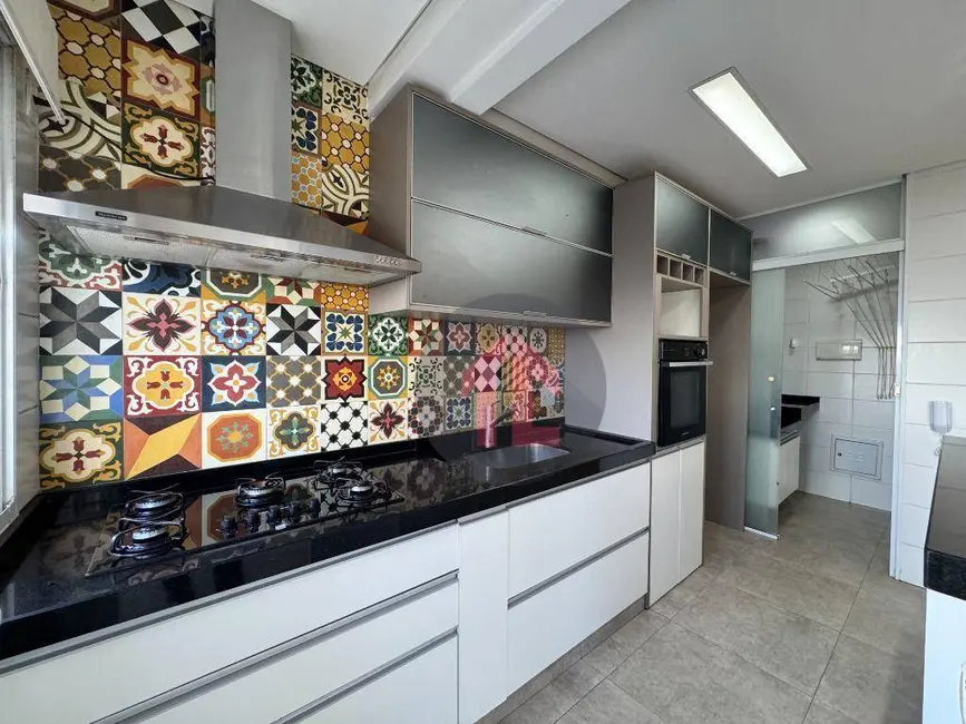 Apartamento com 3 quartos para alugar, 80m2 em Ponte Preta, Campinas - SP - imagem 5 Foto 5 de Apartamento com 3 quartos para alugar, 80m2 em Ponte Preta, Campinas - SP