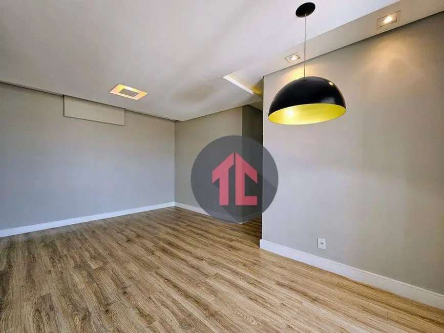 Foto 3 de Apartamento com 3 quartos para alugar, 80m2 em Ponte Preta, Campinas - SP