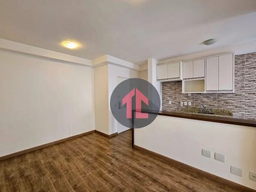 Foto 3 de Apartamento com 1 quarto para alugar, 46m2 em Cambuí, Campinas - SP