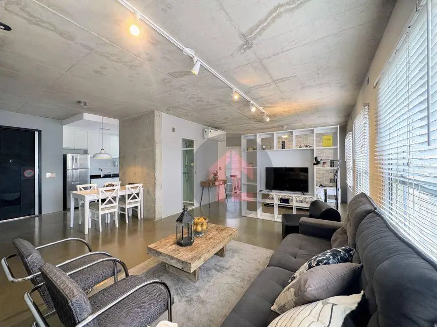 Apartamento com 1 quarto para alugar, 70m2 em Centro, Campinas - SP - imagem 4 Foto 4 de Apartamento com 1 quarto para alugar, 70m2 em Centro, Campinas - SP