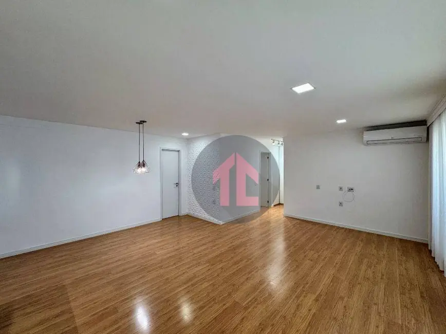 Foto 2 de Apartamento com 2 quartos para alugar, 96m2 em Vila Itapura, Campinas - SP
