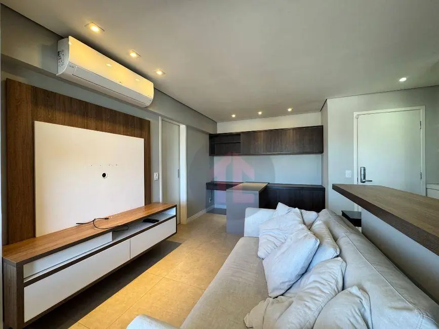 Apartamento com 1 quarto à venda e para alugar, 46m2 em Cambuí, Campinas - SP - imagem 2 Foto 2 de Apartamento com 1 quarto à venda e para alugar, 46m2 em Cambuí, Campinas - SP