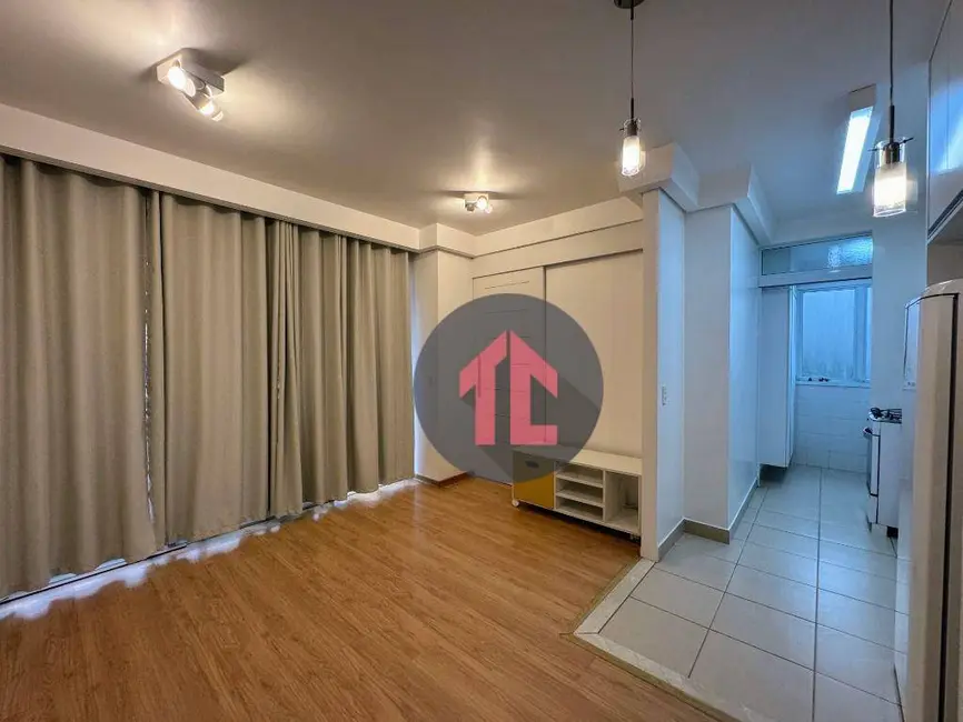 Foto 3 de Apartamento com 1 quarto para alugar, 41m2 em Cambuí, Campinas - SP