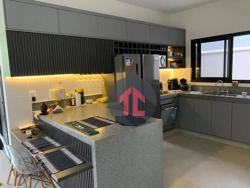 Foto 3 de Casa de Condomínio com 3 quartos à venda, 305m2 em Cascata, Paulinia - SP