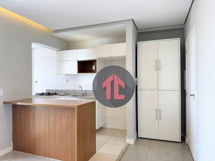 Foto 3 de Apartamento com 2 quartos para alugar, 66m2 em Taquaral, Campinas - SP
