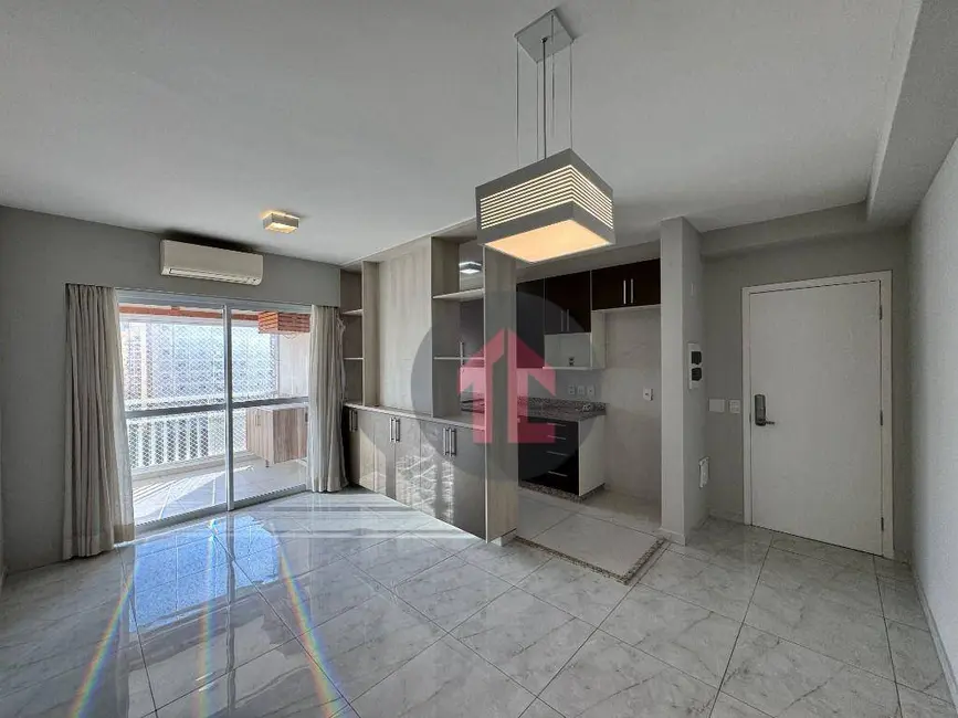 Foto 2 de Apartamento com 2 quartos para alugar, 65m2 em Cambuí, Campinas - SP
