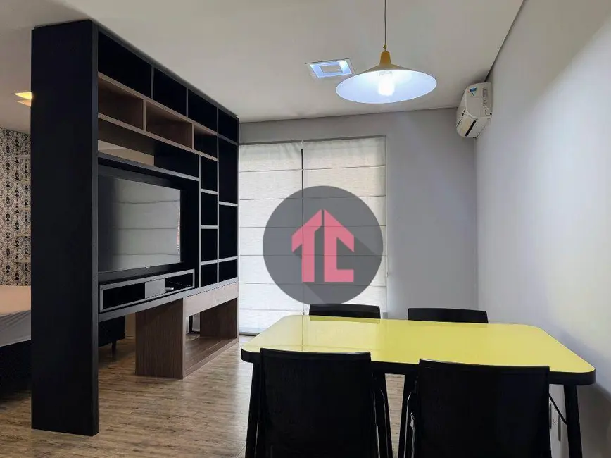 Foto 2 de Apartamento com 1 quarto para alugar, 40m2 em Cambuí, Campinas - SP