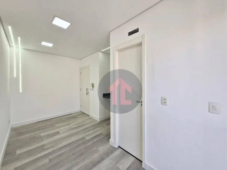 Sala Comercial para alugar, 40m2 em Centro, Campinas - SP - imagem 3 Foto 3 de Sala Comercial para alugar, 40m2 em Centro, Campinas - SP