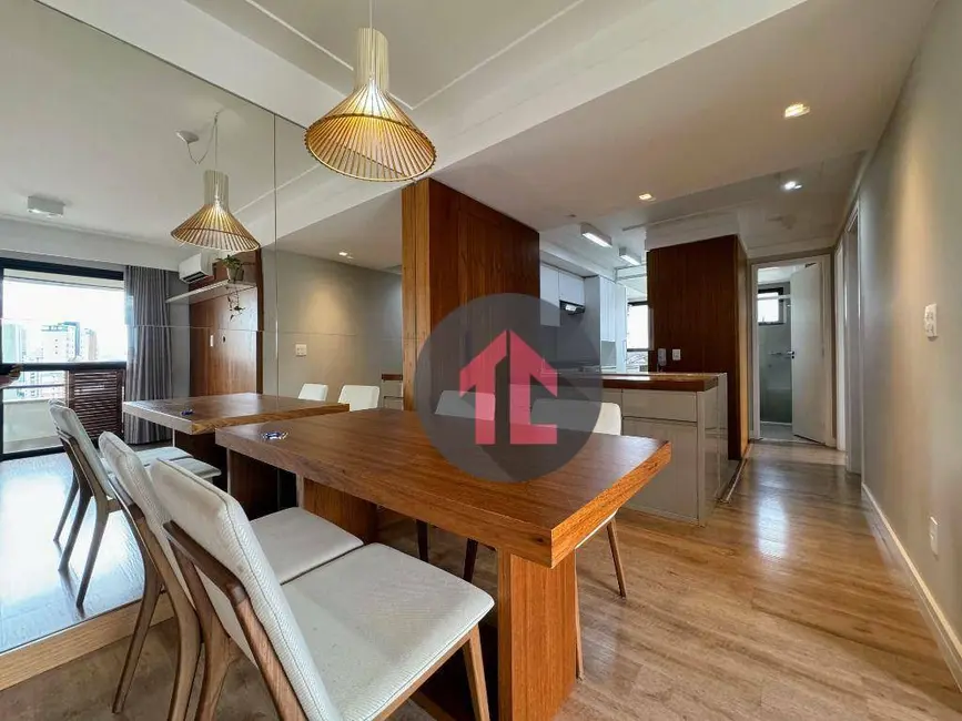 Apartamento com 2 quartos para alugar, 68m2 em Centro, Campinas - SP - imagem 3 Foto 3 de Apartamento com 2 quartos para alugar, 68m2 em Centro, Campinas - SP