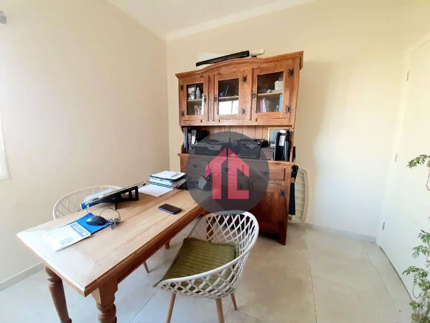 Foto 5 de Casa de Condomínio com 4 quartos à venda, 360m2 em Swiss Park, Campinas - SP