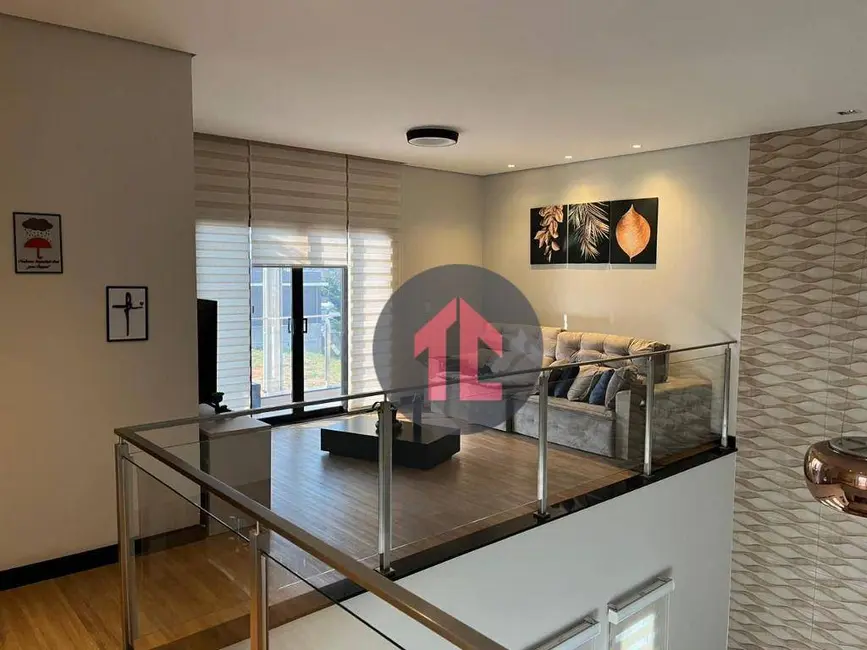 Sobrado com 3 quartos à venda, 298m2 em Parque Rural Fazenda Santa Cândida, Campinas - SP - imagem 8 Foto 8 de Sobrado com 3 quartos à venda, 298m2 em Parque Rural Fazenda Santa Cândida, Campinas - SP