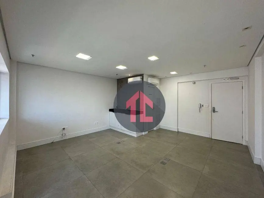 Sala Comercial para alugar, 34m2 em Vila Lídia, Campinas - SP - imagem 2 Foto 2 de Sala Comercial para alugar, 34m2 em Vila Lídia, Campinas - SP