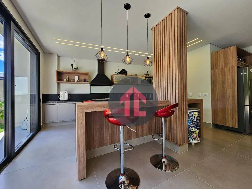 Casa de Condomínio com 4 quartos à venda, 492m2 em Campinas - SP - imagem 4 Foto 4 de Casa de Condomínio com 4 quartos à venda, 492m2 em Campinas - SP