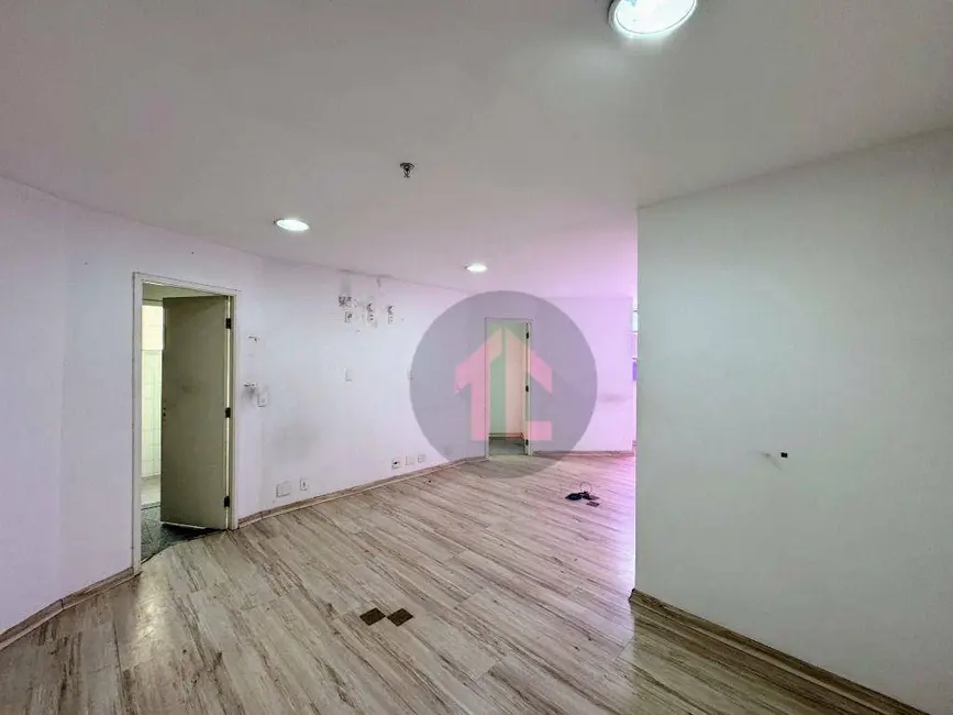 Sala Comercial para alugar, 85m2 em Centro, Campinas - SP - imagem 2 Foto 2 de Sala Comercial para alugar, 85m2 em Centro, Campinas - SP