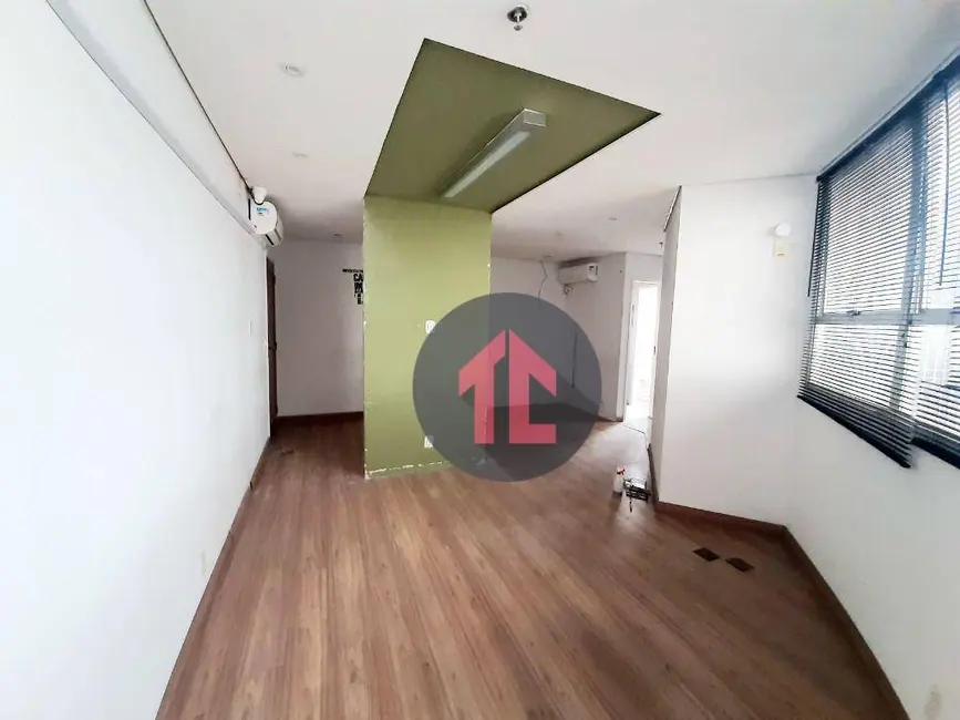 Sala Comercial para alugar, 39m2 em Centro, Campinas - SP - imagem 3 Foto 3 de Sala Comercial para alugar, 39m2 em Centro, Campinas - SP