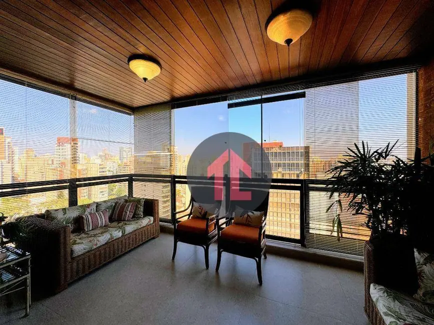 Apartamento com 3 quartos à venda e para alugar, 187m2 em Cambuí, Campinas - SP - imagem 8 Foto 8 de Apartamento com 3 quartos à venda e para alugar, 187m2 em Cambuí, Campinas - SP