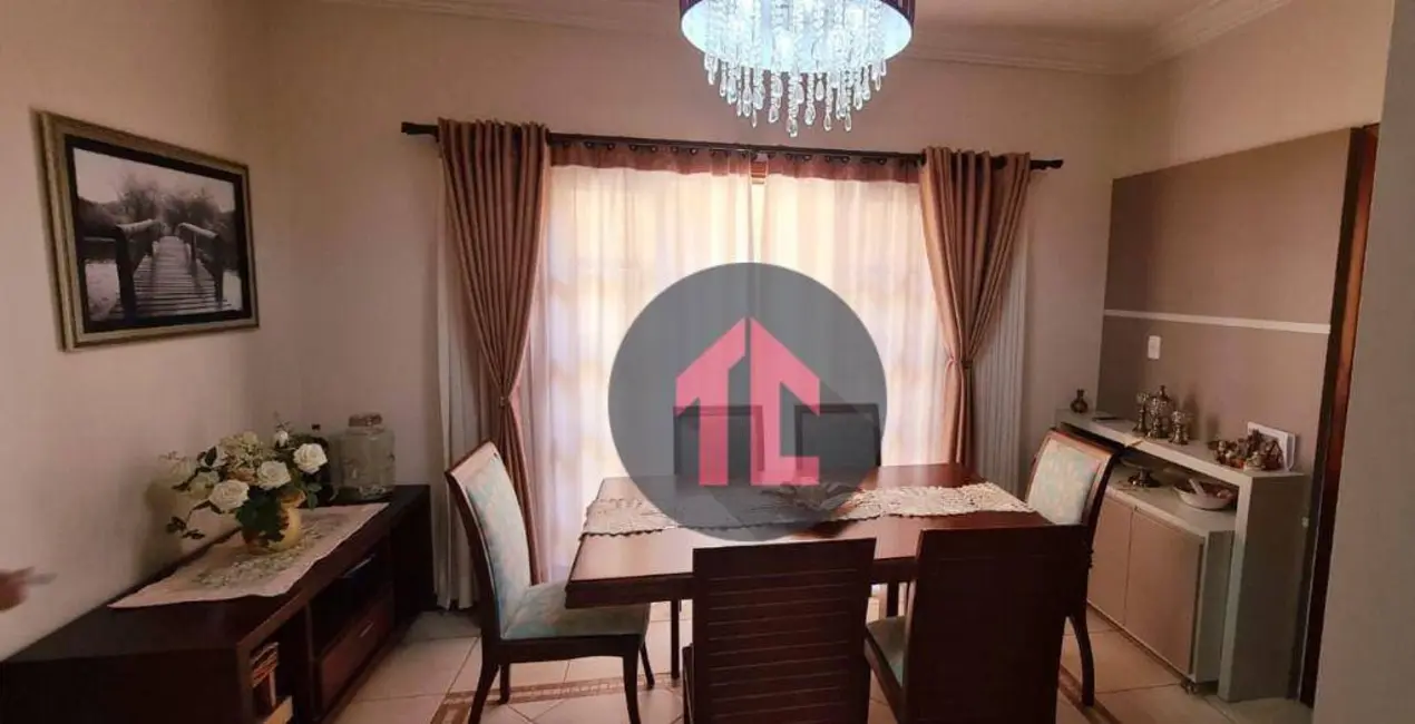 Casa com 3 quartos à venda, 300m2 em São Bernardo, Campinas - SP - imagem 7 Foto 7 de Casa com 3 quartos à venda, 300m2 em São Bernardo, Campinas - SP