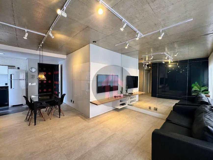 Apartamento com 2 quartos para alugar, 70m2 em Centro, Campinas - SP - imagem 2 Foto 2 de Apartamento com 2 quartos para alugar, 70m2 em Centro, Campinas - SP