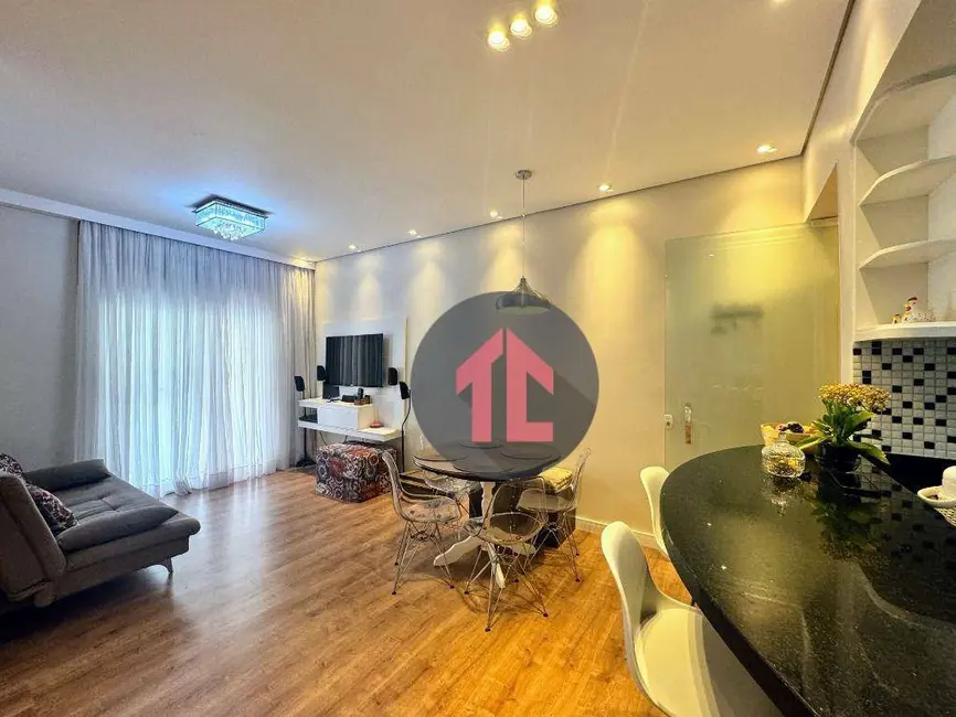 Apartamento com 4 quartos para alugar, 97m2 em Parque Prado, Campinas - SP - imagem 2 Foto 2 de Apartamento com 4 quartos para alugar, 97m2 em Parque Prado, Campinas - SP