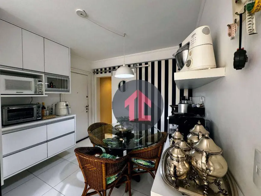 Foto 9 de Apartamento com 4 quartos à venda, 251m2 em Cambuí, Campinas - SP