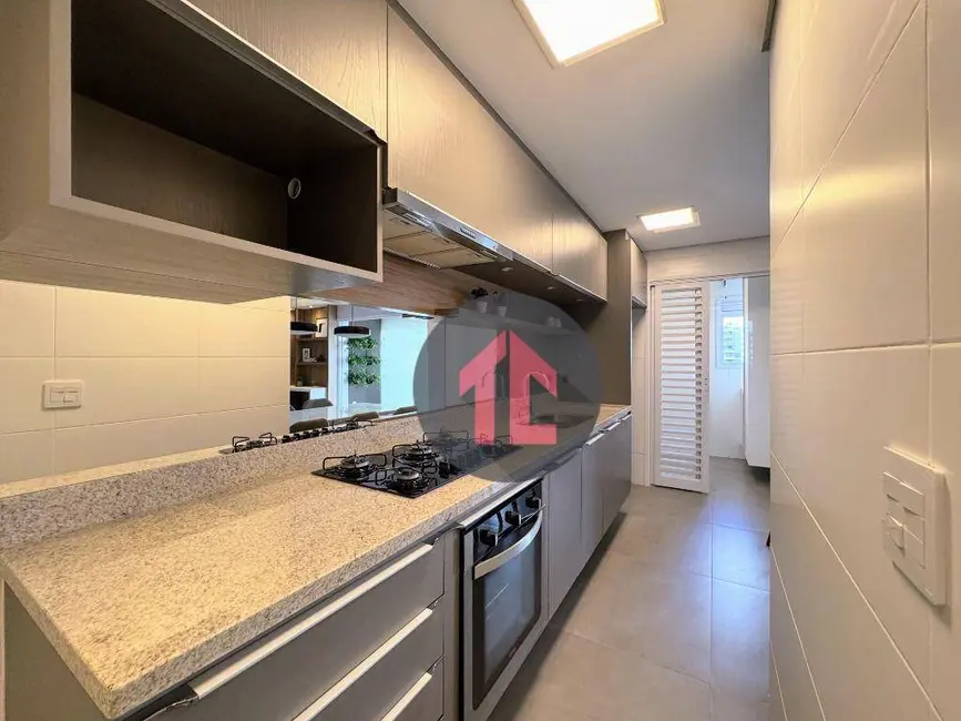 Foto 7 de Apartamento com 2 quartos para alugar, 92m2 em Cambuí, Campinas - SP
