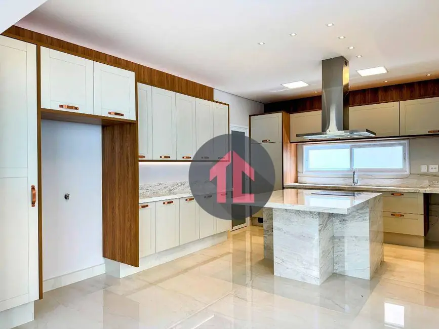 Sobrado com 4 quartos à venda, 685m2 em Campinas - SP - imagem 9 Foto 9 de Sobrado com 4 quartos à venda, 685m2 em Campinas - SP