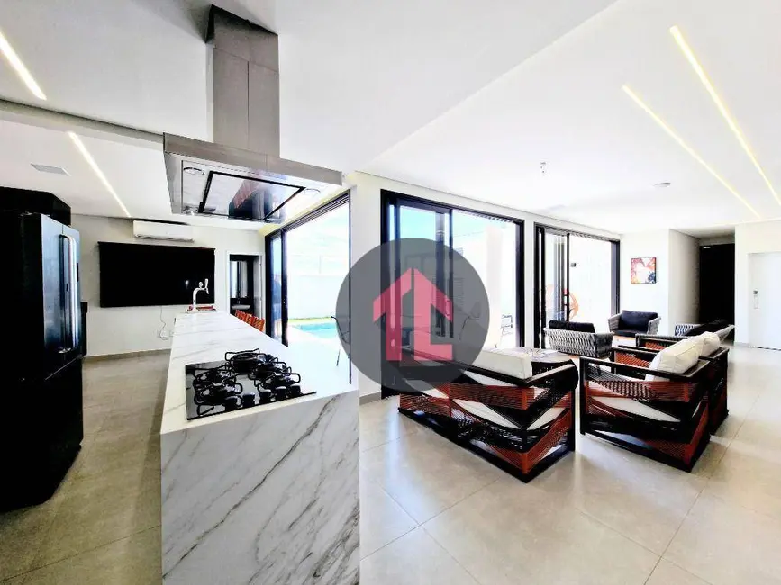 Casa de Condomínio com 3 quartos à venda, 460m2 em Loteamento Parque dos Alecrins, Campinas - SP - imagem 7 Foto 7 de Casa de Condomínio com 3 quartos à venda, 460m2 em Loteamento Parque dos Alecrins, Campinas - SP